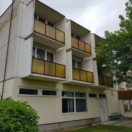 Domino Haz Hostel Siófok